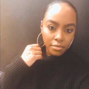 Meet your Posher, Jasmine